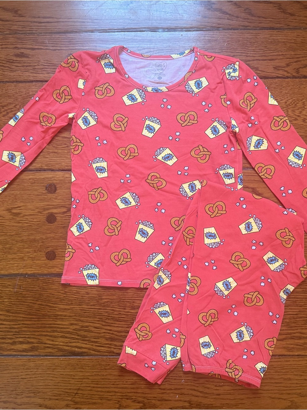 Lovey & Grink Kids Popcorn & Pretzel Print Pajama Set